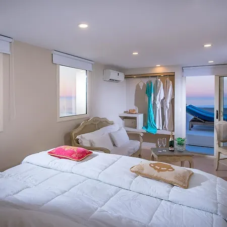 Aparthotel Parthenis Beach, By The Sea
