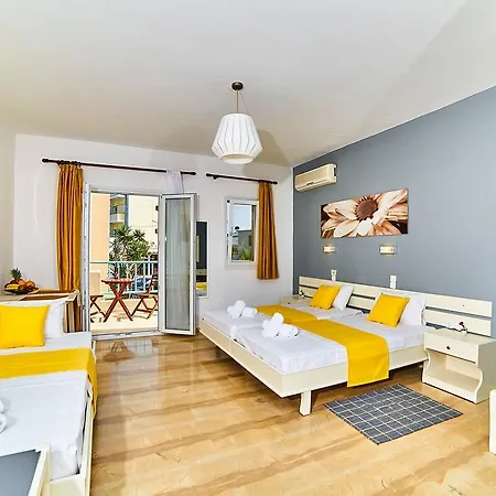 Apartment Lotus Studios