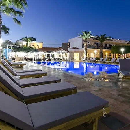 Stelios Gardens Hotell 3*