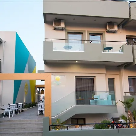 Sunshine Hotel 3*