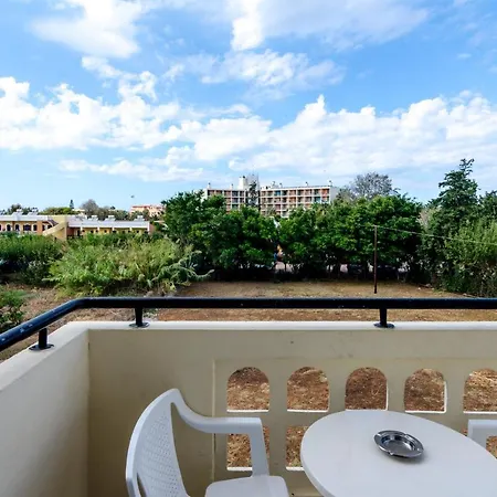 Stonewell Malia (Crete)