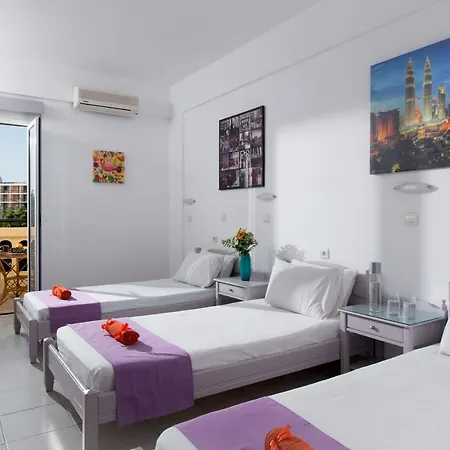 Stonewell Aparthotel