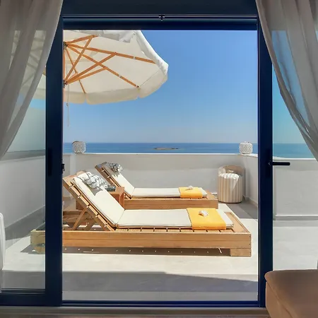 Pyrgos Aparthotel 2*