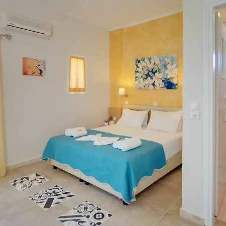 Aparthotel Pyrgos