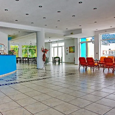 Maria Rousse Hotel 3*